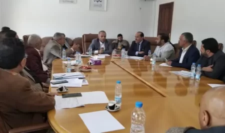 رئيس جامعة صنعاء يلتقي وزير الخدمة المدنية لمتابعة سير أعمال اللجنة المشتركة